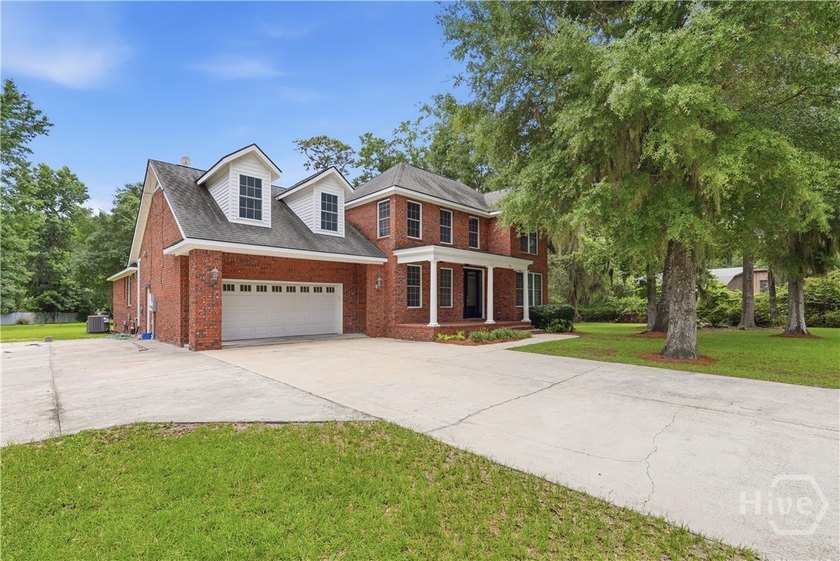 PRICED Below Appraised Value! Experience the best of coastal - photo 3