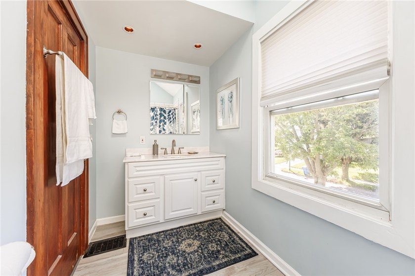 North Winton Village Charmer! Welcome to 170 Dalkeith Rd, where - photo 17