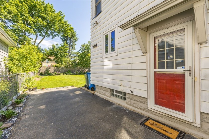 North Winton Village Charmer! Welcome to 170 Dalkeith Rd, where - photo 28