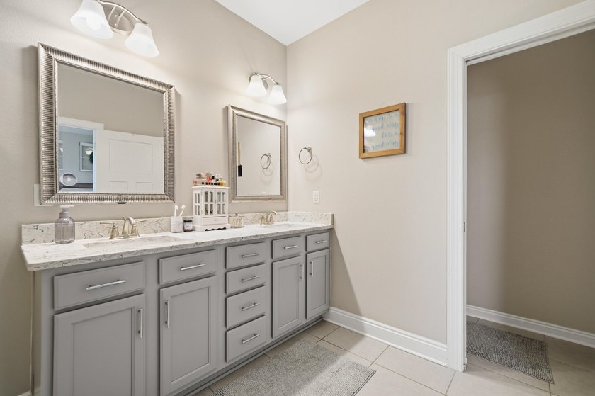 Welcome to this beautiful 4-bedroom, 2 bath home located in the - photo 43
