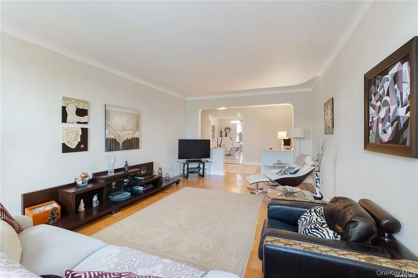 SIZE MATTER One of a kind 1100 square feet coop apartment for - photo 18