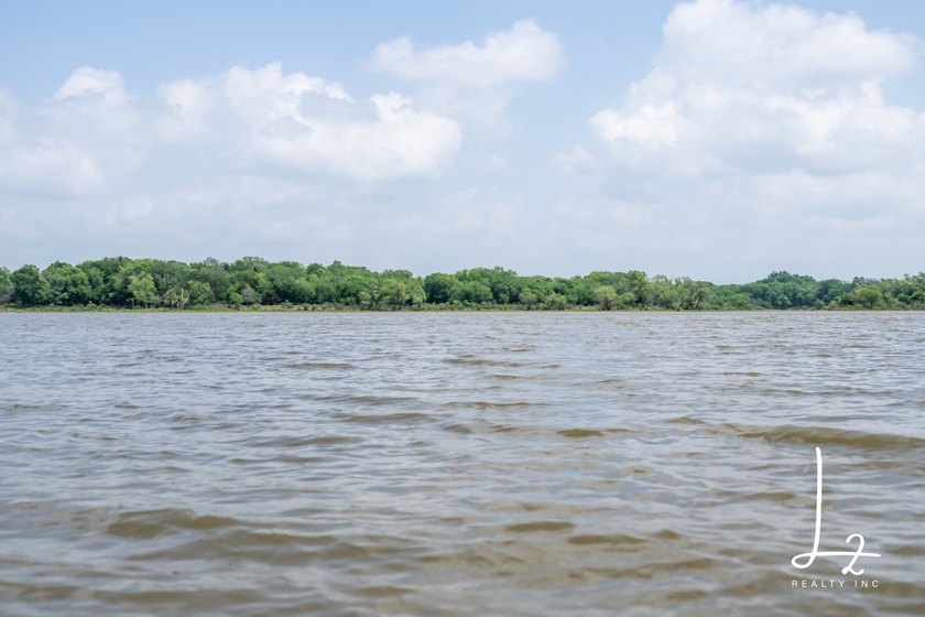 Have you ever dreamed of owning a completely private lakefront - photo 39