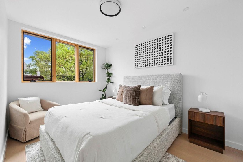 Welcome to 19 North Henry Street. Crafted with both style and - photo 4