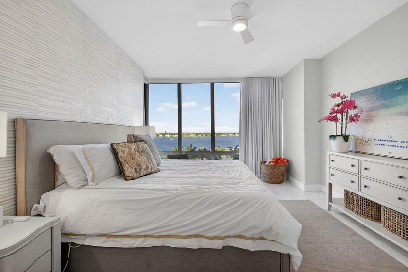 Experience resorty style waterfront living in the most sought - photo 28