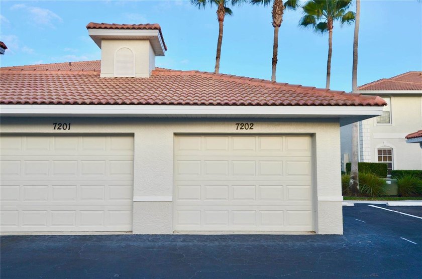 Under contract-accepting backup offers. Virtually Staged - photo 31