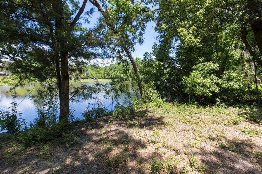 Looking for that spot with ample privacy and a waterfront view - photo 41