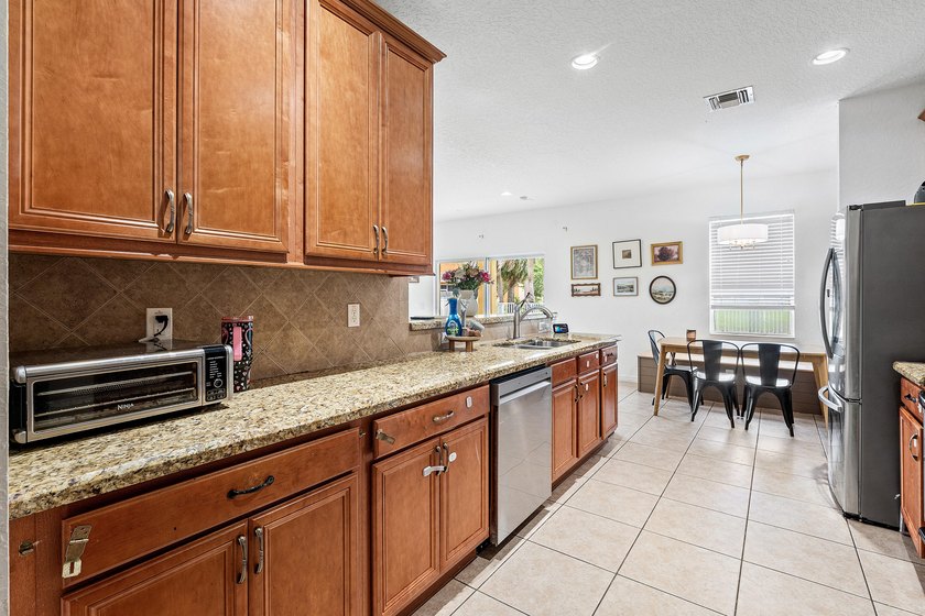 Bring all offers!!! Experience luxury living in this beautifully - photo 12