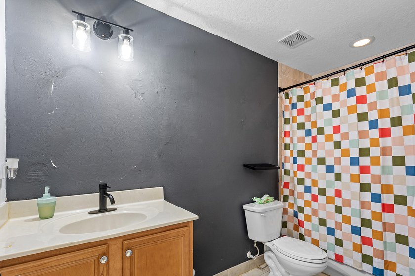 Bring all offers!!! Experience luxury living in this beautifully - photo 23