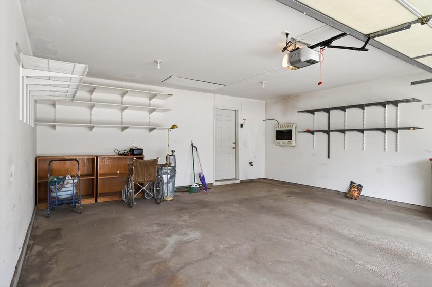 This beautiful 2 bedroom, 2 bath end-unit townhome offers tons - photo 28