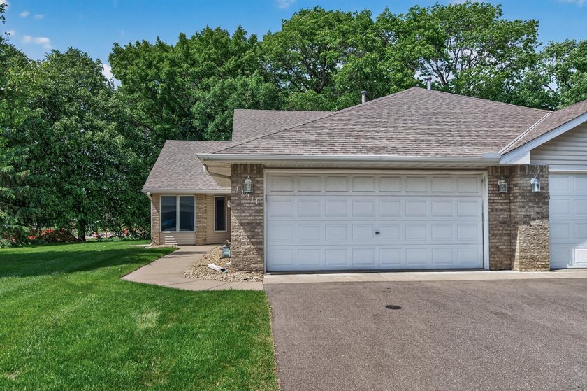 This beautiful 2 bedroom, 2 bath end-unit townhome offers tons - photo 31