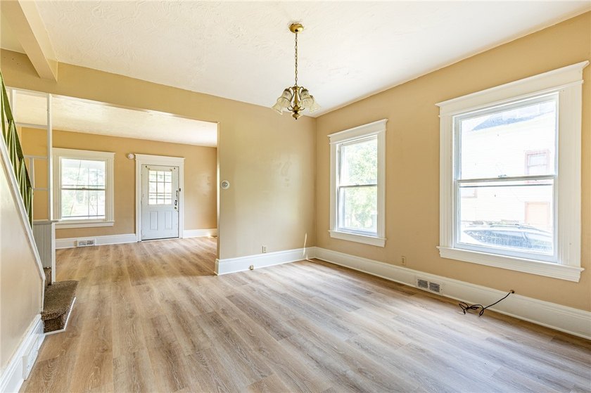 Another Rockin' Rochester Property! This 3/3 side by side duplex - photo 11