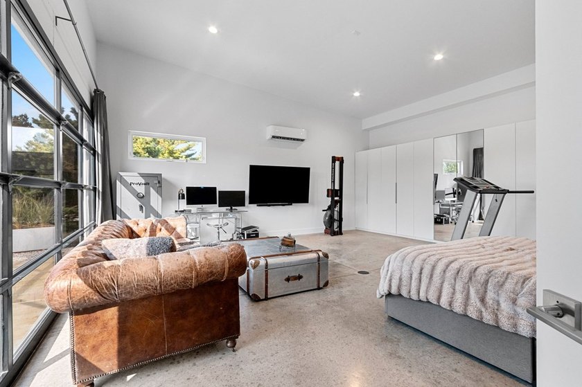 Quality, modern, energy efficient home with rock wall and foam - photo 26