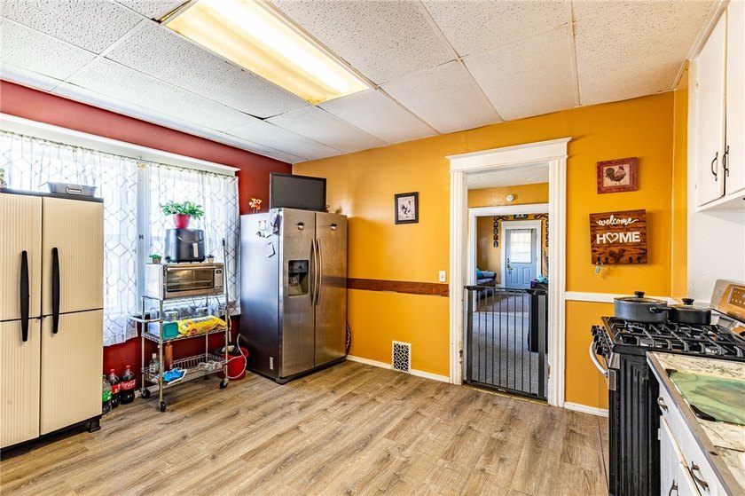 Another Rockin' Rochester Property! This 3/3 side by side duplex - photo 37