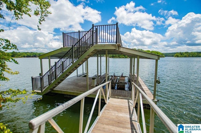 This is a great lake home with a roof top deck the has awesome - photo 44