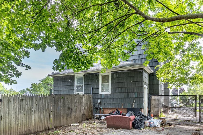 Another Rockin' Rochester Property! This 3/3 side by side duplex - photo 49