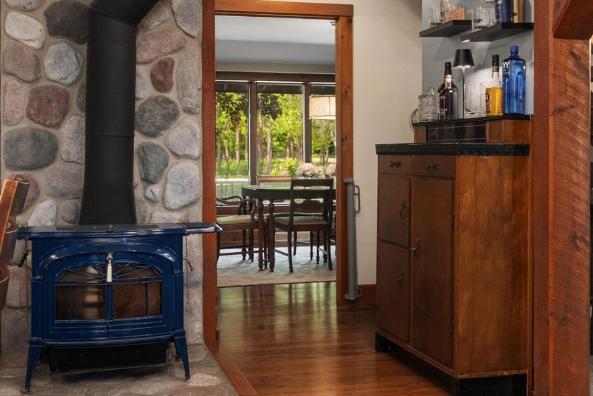 Beautiful custom-built home just outside of Watertown on a - photo 15