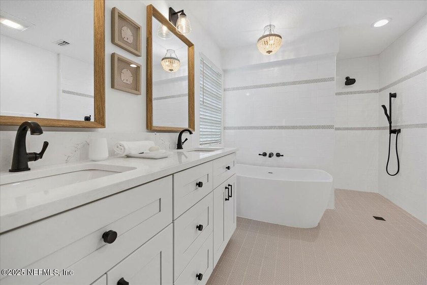 Turnkey in Sawgrass Country Club- this 4 bedroom, 2.5 bath home - photo 14