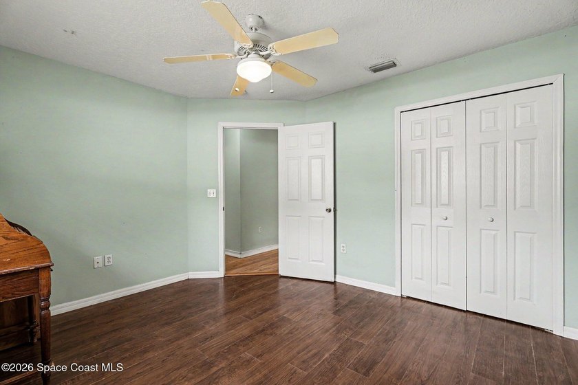 Sellers offering 10K towards Closing with full price offer on - photo 22