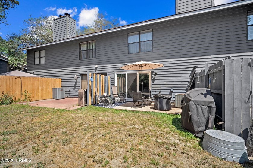 Location, location, location! Just five minutes from Parris - photo 27