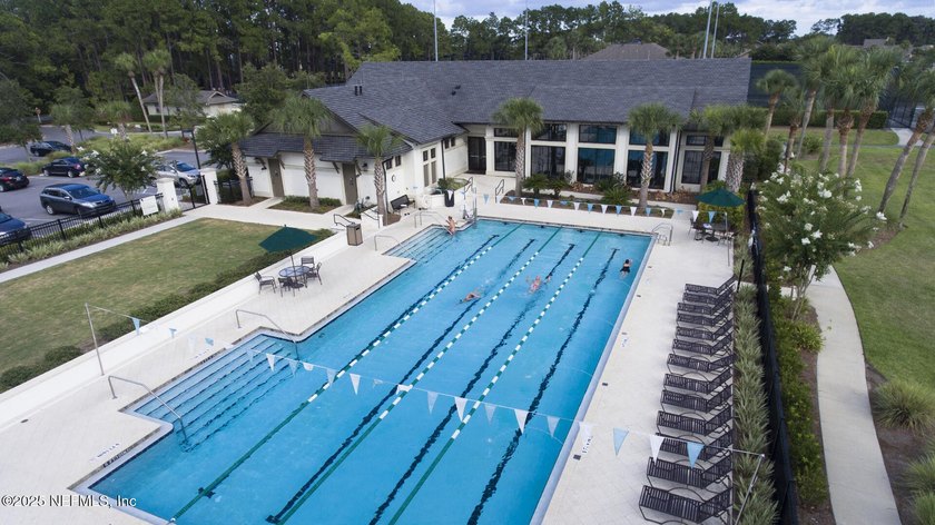 Turnkey in Sawgrass Country Club- this 4 bedroom, 2.5 bath home - photo 36