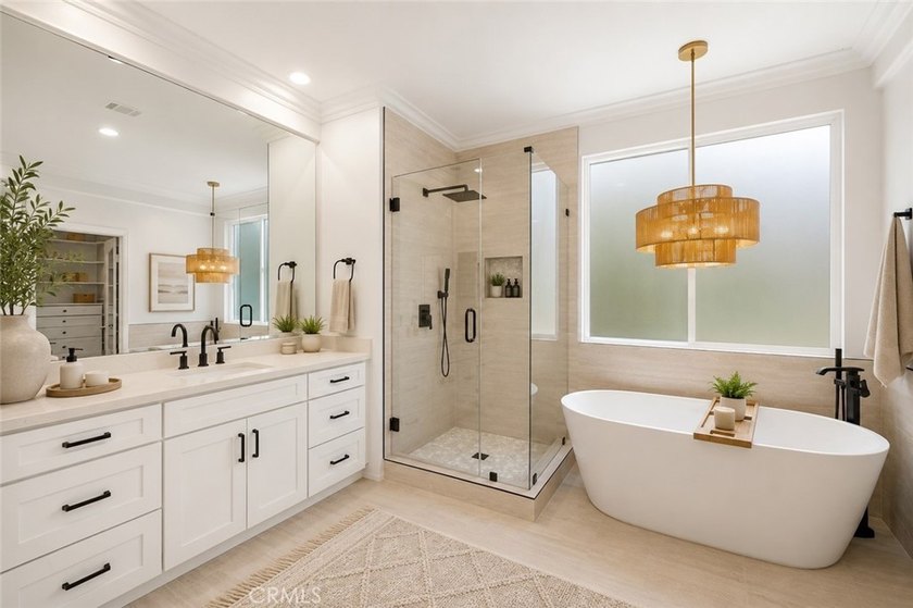 Welcome to this beautifully reimagined turnkey home, ideally - photo 7