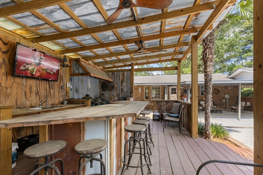 Welcome to 3825 Plantation Lane, Camilla, GA-a one-of-a-kind - photo 17