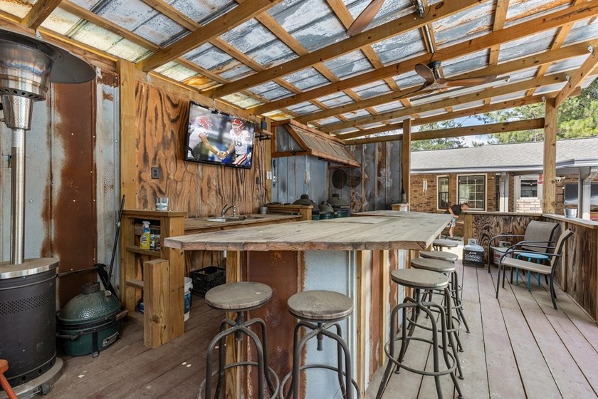 Welcome to 3825 Plantation Lane, Camilla, GA-a one-of-a-kind - photo 18