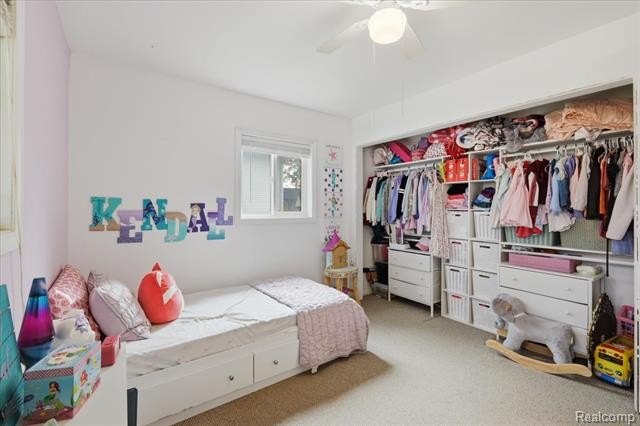 Welcome to this beautifully updated 3-bedroom, 2-bath ranch - photo 21