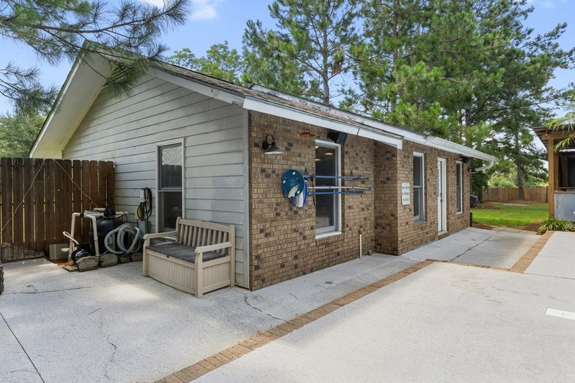 Welcome to 3825 Plantation Lane, Camilla, GA-a one-of-a-kind - photo 23