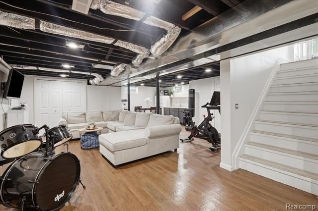 Welcome to this beautifully updated 3-bedroom, 2-bath ranch - photo 25