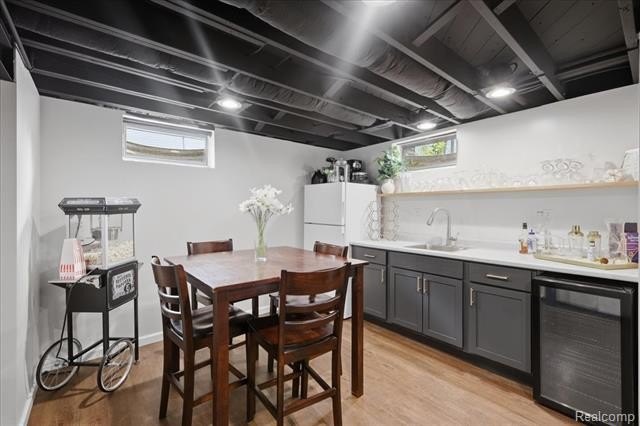 Welcome to this beautifully updated 3-bedroom, 2-bath ranch - photo 28
