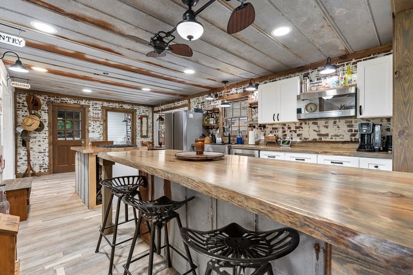 Welcome to 3825 Plantation Lane, Camilla, GA-a one-of-a-kind - photo 49