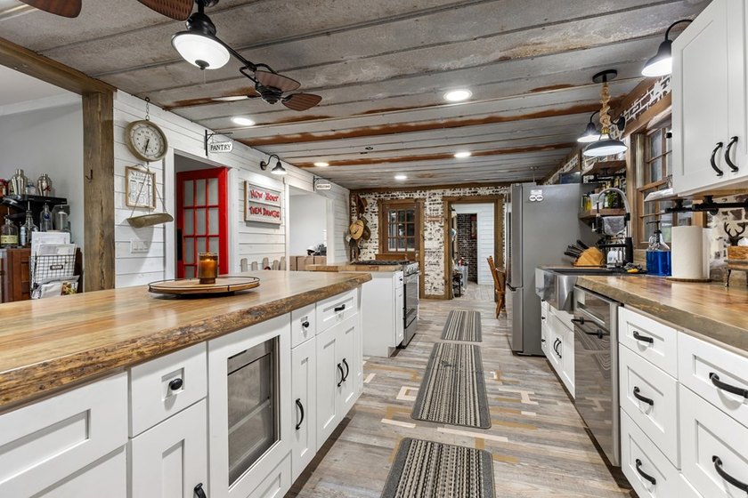 Welcome to 3825 Plantation Lane, Camilla, GA-a one-of-a-kind - photo 50