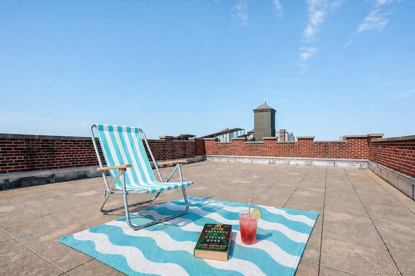 Charming and full of character, this unique 2-bedroom, 1.5-bath - photo 16