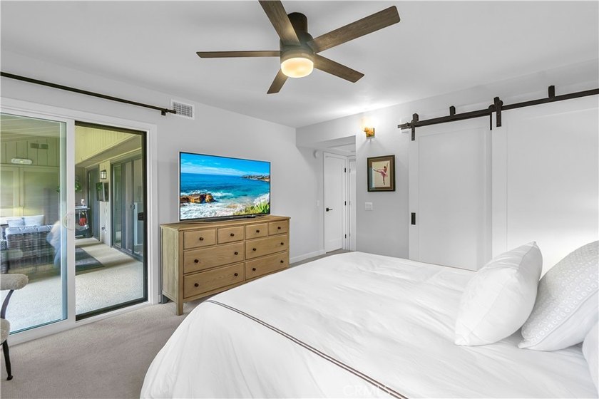 This 3-bedroom, 2-bath upstairs condo is beautifully updated - photo 16
