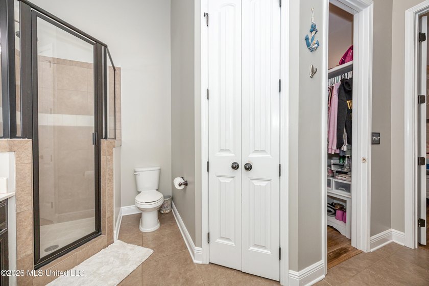 WELCOME HOME! This beautifully maintained home in the heart of - photo 34