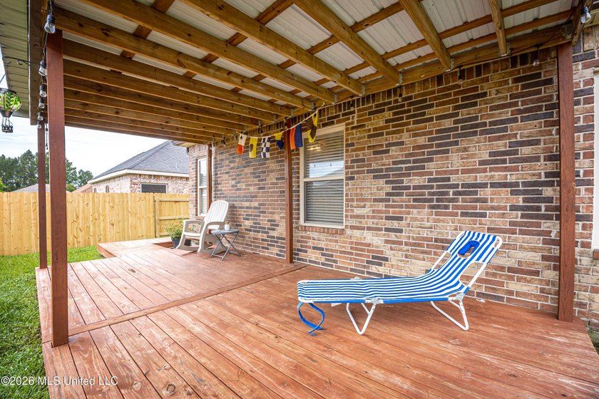 WELCOME HOME! This beautifully maintained home in the heart of - photo 42