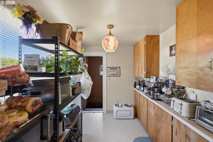 Marshfield Multi-Unit property for sale! Main home and duplex - photo 17