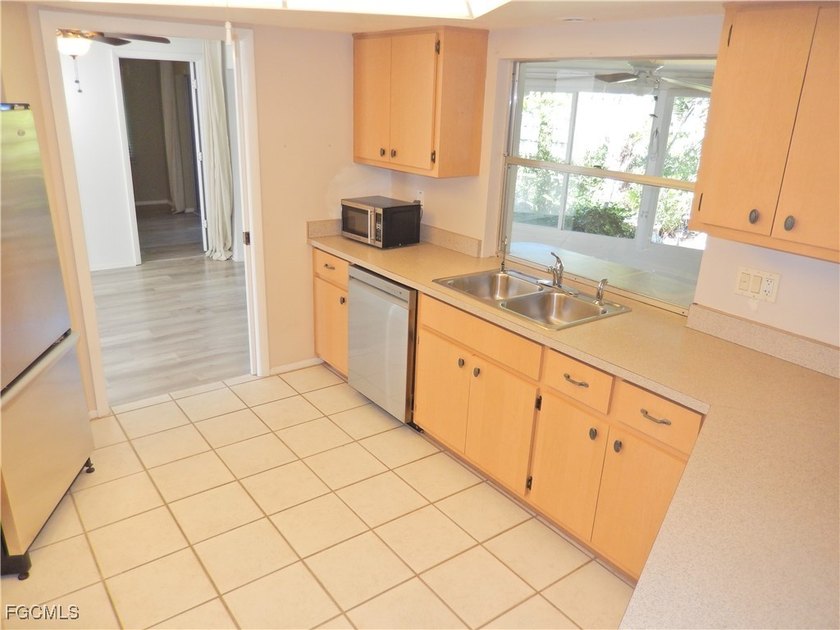 Secluded Retreat tucked away in a Well Established PET FRIENDLY - photo 22