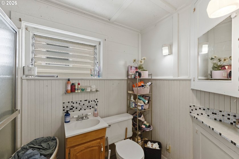 Marshfield Multi-Unit property for sale! Main home and duplex - photo 24