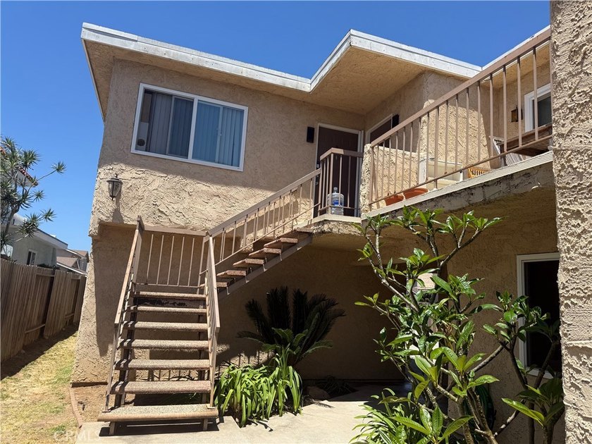 Exceptional Huntington Beach 4-Plex Investment Opportunity Rare - photo 6