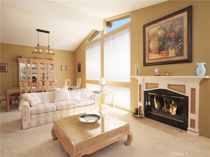 Located on one of the most prestigious streets in the Miraleste - photo 15