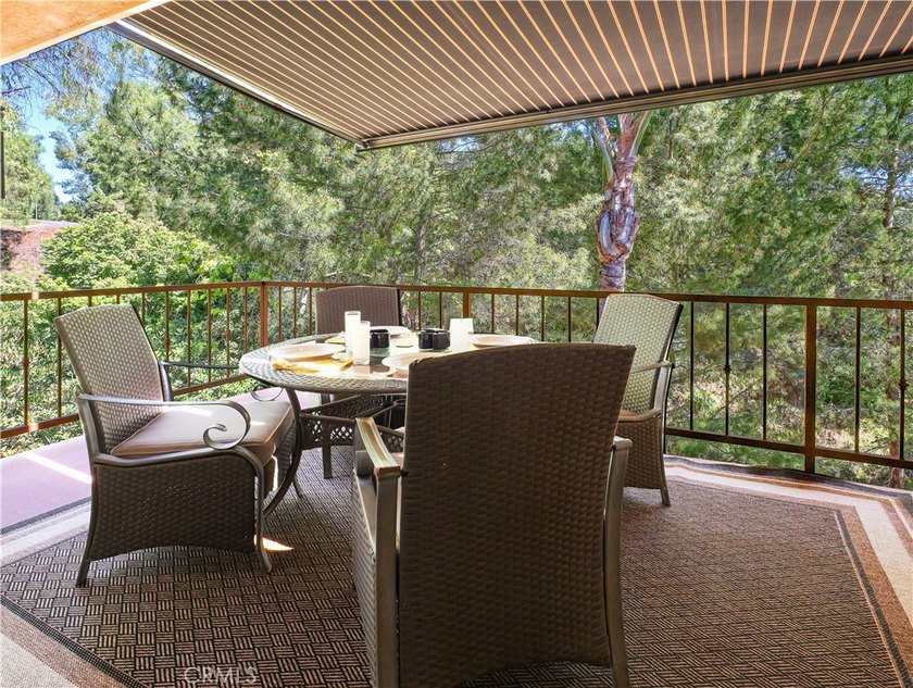 Located on one of the most prestigious streets in the Miraleste - photo 25
