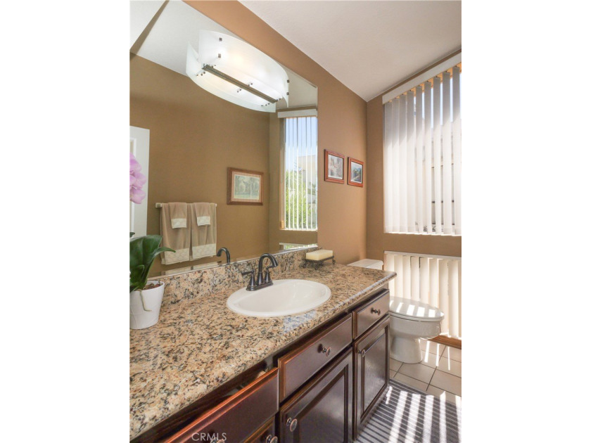 Located on one of the most prestigious streets in the Miraleste - photo 27