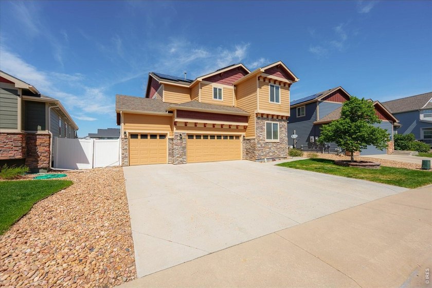 Now Offered at $575K!! Home Warranty included. Concessions - photo 2