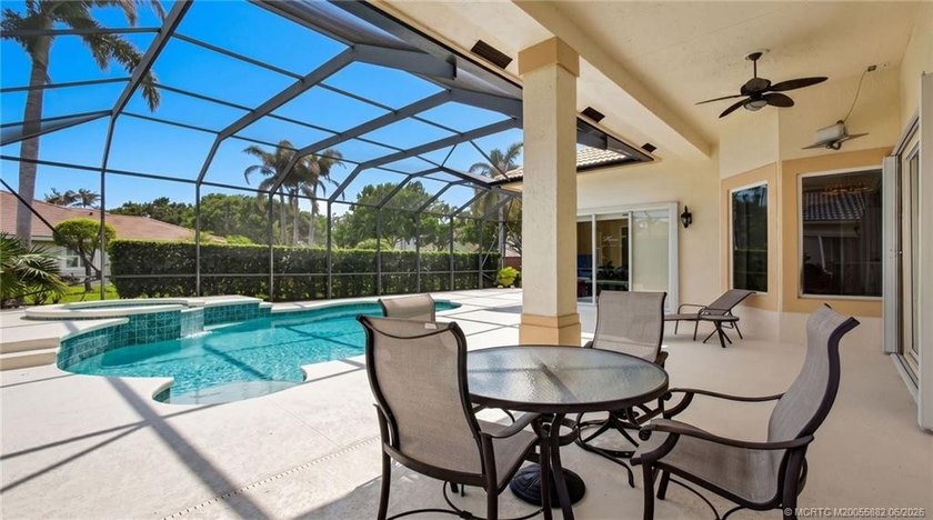 Lovely 4-bedroom, 3-bath, 3-car garage home in the prestigious - photo 21