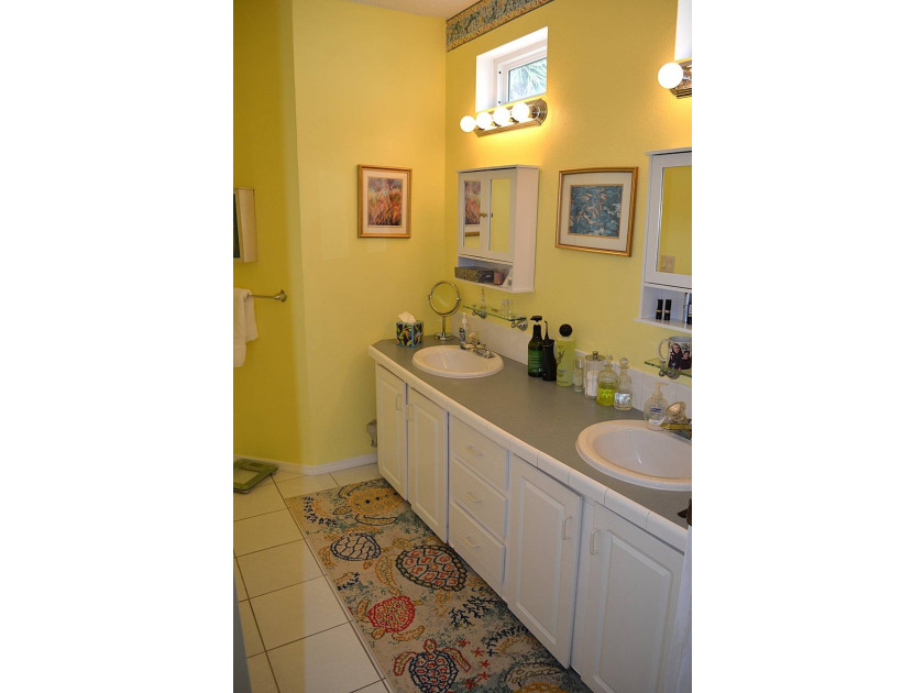 Seller is offering a $3,000 credit at closing for cosmetic - photo 17