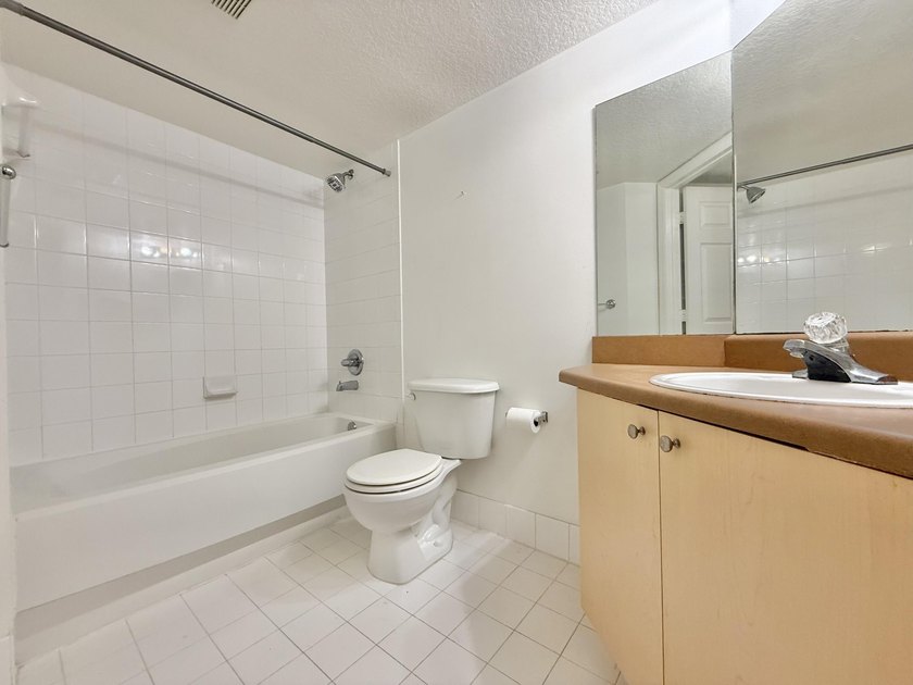 Investors welcome. Discover exceptional value in this 1st-floor - photo 13