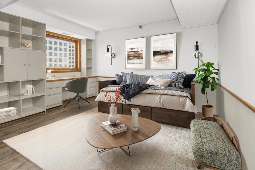 Soaring above the city on the 23rd floor, this refined 2-bedroom - photo 25
