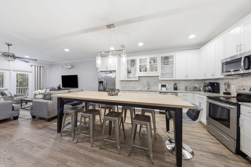 Welcome to Driftwood Townhomes, where coastal living and - photo 34